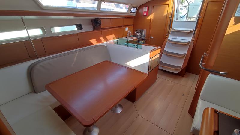 Book yachts online - sailboat - Sun Odyssey 419 - Eione - rent