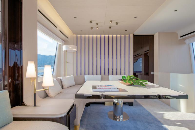 Book yachts online - motorboat - Azimut 78 Fly - PREWI - rent