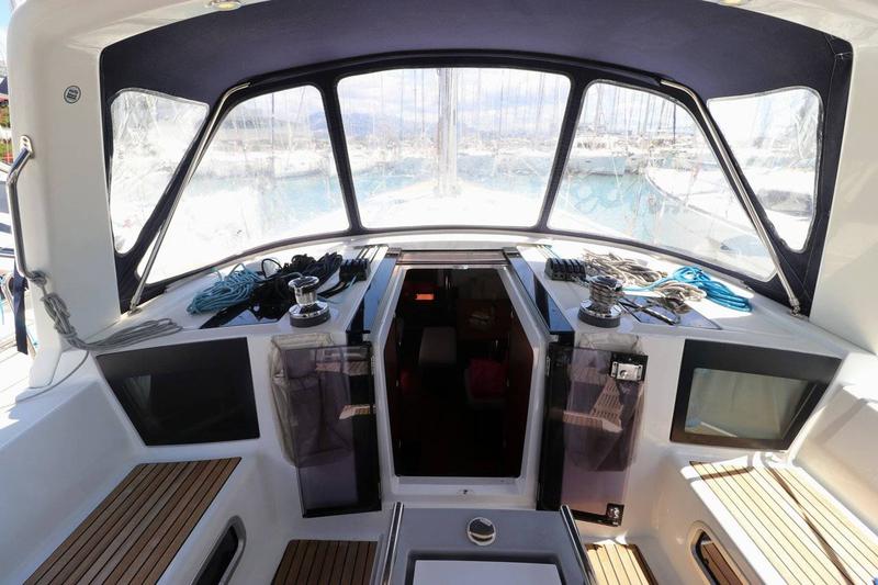 Book yachts online - sailboat - Oceanis 45 M - Nelly - rent