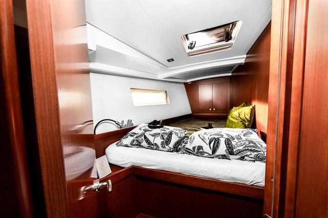 Book yachts online - sailboat - Oceanis 45 - THEIA - rent