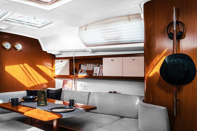 Book yachts online - sailboat - Oceanis 40 - FELIX - Refit 2018 - rent