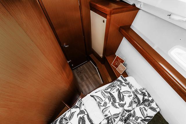 Book yachts online - sailboat - Oceanis 40 - FELIX - Refit 2018 - rent