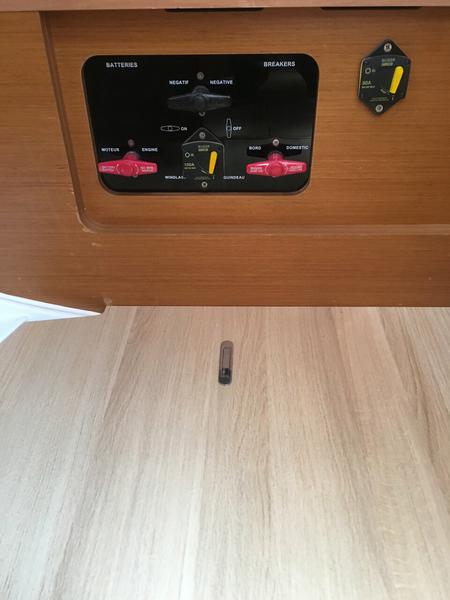 Book yachts online - sailboat - Sun Odyssey 439 - Captain Ginos - rent