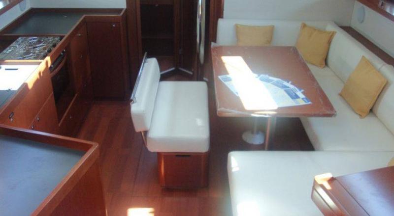 Book yachts online - sailboat - Oceanis 45 - Theagenis - rent