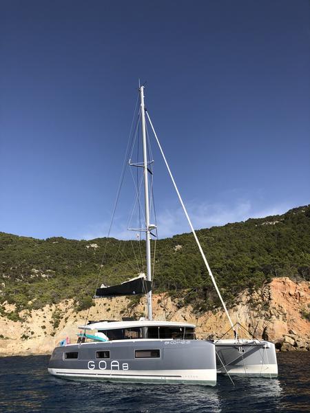 Book yachts online - catamaran - Lagoon 46 - GOA 8 - rent