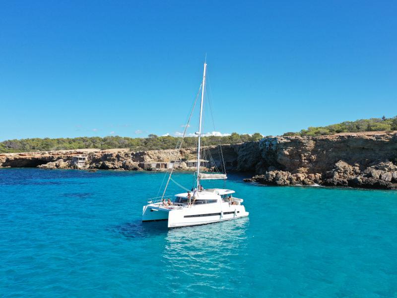 Book yachts online - catamaran - Bali 4.1 - ELETTRA - rent