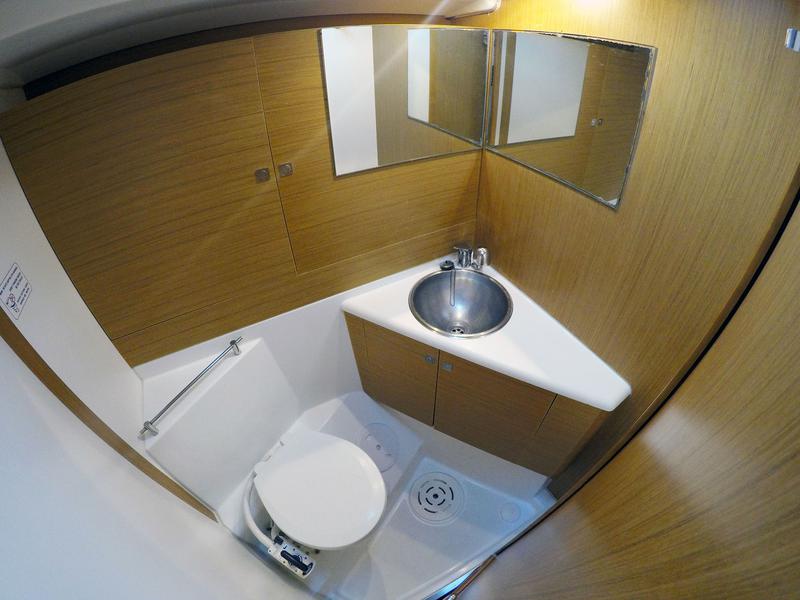 Book yachts online - sailboat - Jeanneau 53 - Melpomene - rent