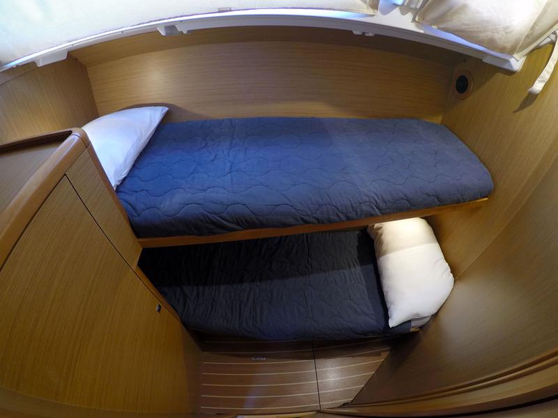 Book yachts online - sailboat - Jeanneau 53 - Melpomene - rent