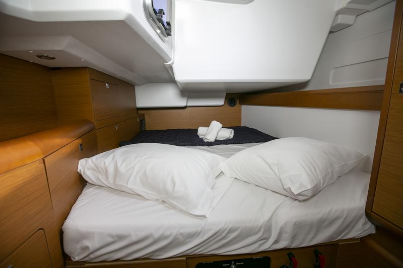 Book yachts online - sailboat - Sun Odyssey 519 -  6 cabs - KALLIROI - rent