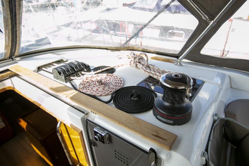 Book yachts online - sailboat - Sun Odyssey 519 -  6 cabs - KALLIROI - rent