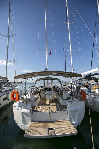 Book yachts online - sailboat - Sun Odyssey 519 -  6 cabs - KALLIROI - rent