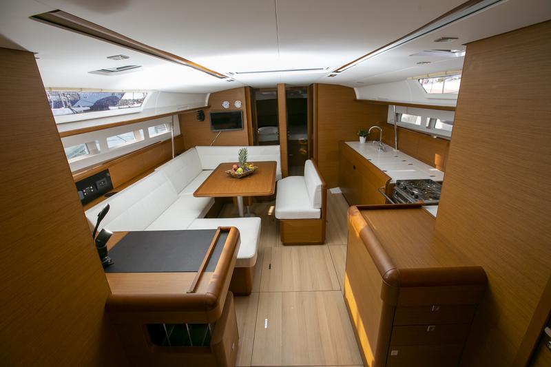 Book yachts online - sailboat - Sun Odyssey 519 -  6 cabs - KALLIROI - rent