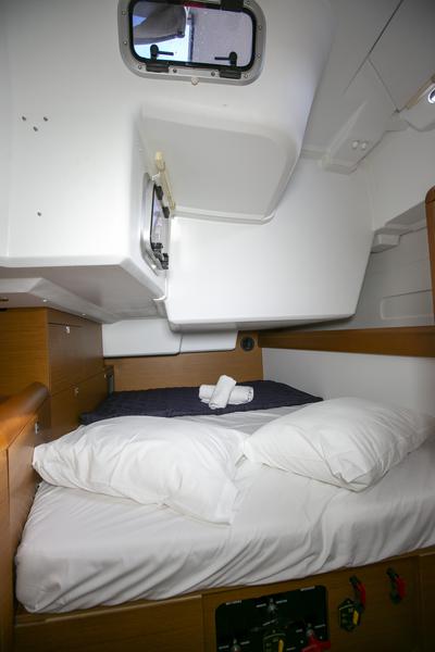 Book yachts online - sailboat - Sun Odyssey 519 -  6 cabs - KALLIROI - rent