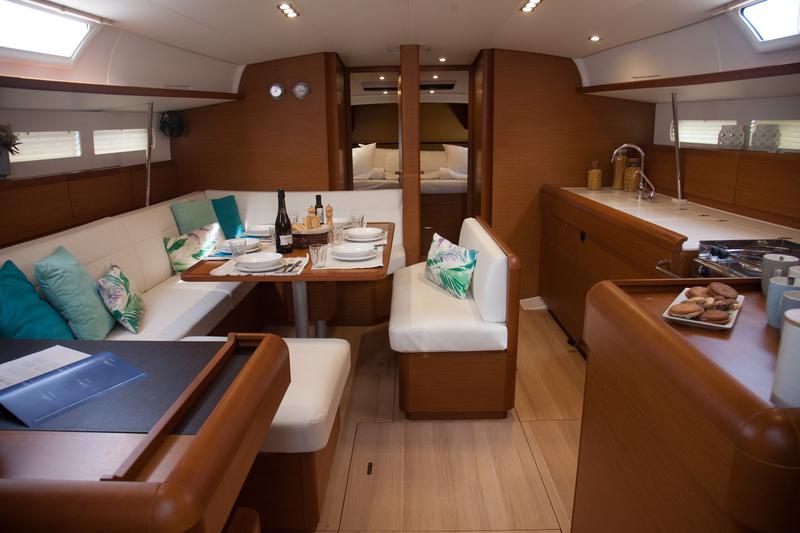 Book yachts online - sailboat - Sun Odyssey 519 -  6 cabs - MAYFLOWER - rent