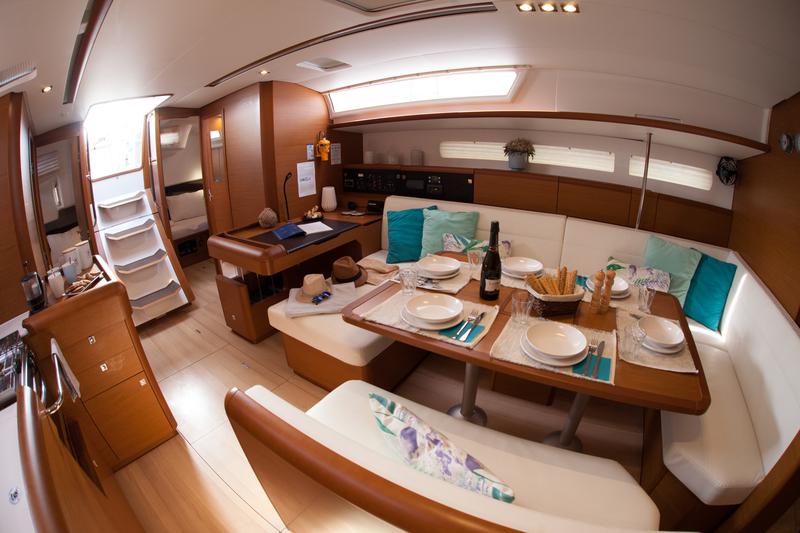 Book yachts online - sailboat - Sun Odyssey 519 -  6 cabs - MAYFLOWER - rent