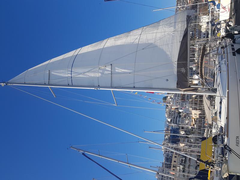 Book yachts online - sailboat - Sun Odyssey 519 -  6 cabs - FIESTA - rent