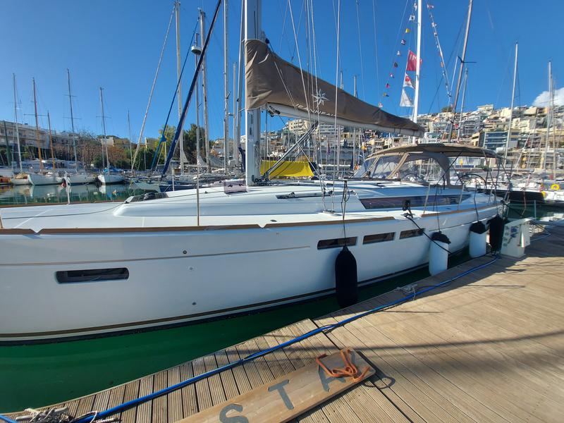 Book yachts online - sailboat - Sun Odyssey 519 -  6 cabs - FIESTA - rent