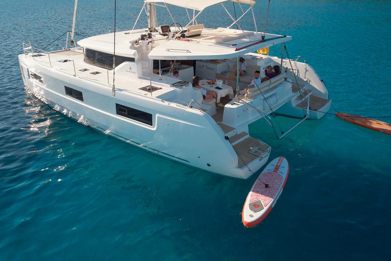 Book yachts online - catamaran - Lagoon 46 - Constellation  - rent