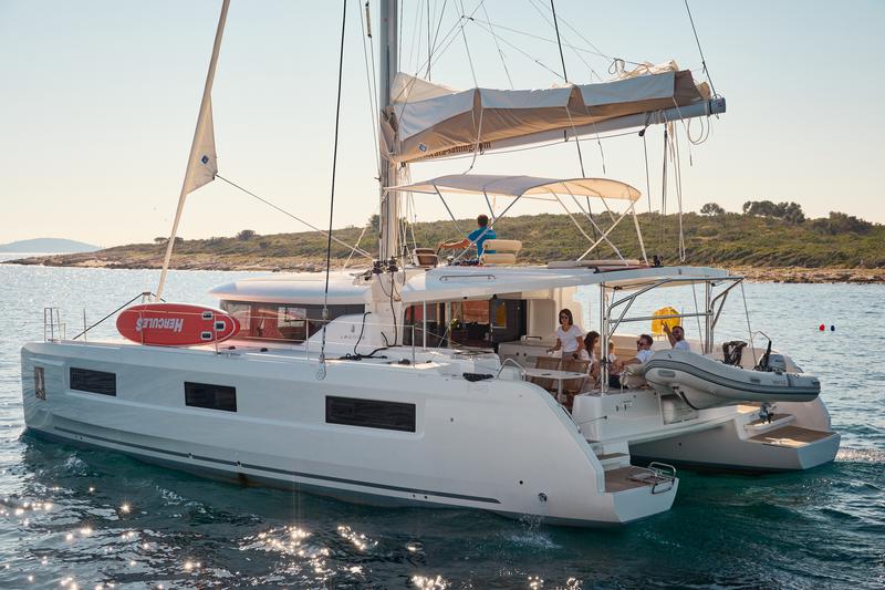 Book yachts online - catamaran - Lagoon 46 - Constellation  - rent