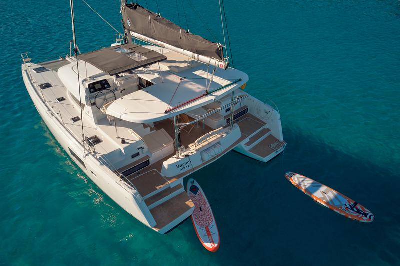 Book yachts online - catamaran - Lagoon 42 - BARNEY  - rent