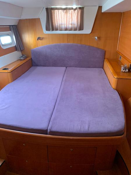 Book yachts online - catamaran - Lagoon 500 - Lagoon 500 2006 only skippered - rent