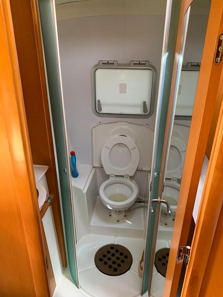 Book yachts online - catamaran - Lagoon 500 - Lagoon 500 2006 only skippered - rent