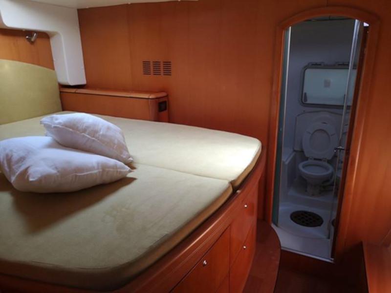 Book yachts online - catamaran - Lagoon 500 - Lagoon 500 2006 only skippered - rent