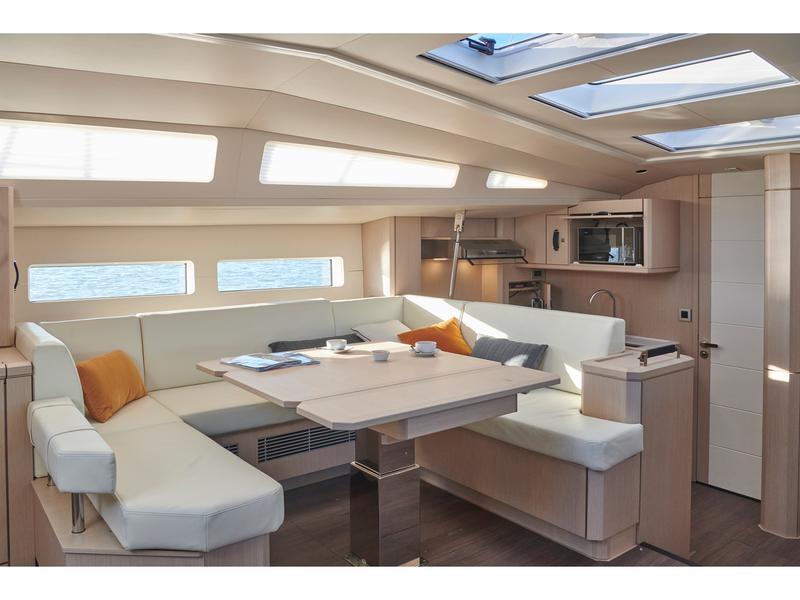 Book yachts online - sailboat - Jeanneau 60 - SJ Eden - rent