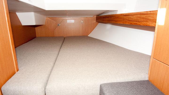 Book yachts online - sailboat - Bavaria Cruiser 36 - Baluma - rent