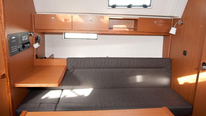 Book yachts online - sailboat - Bavaria Cruiser 36 - Baluma - rent