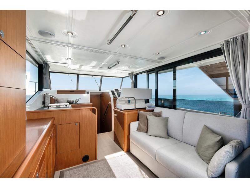 Book yachts online - motorboat - Swift Trawler 35 - No Name - rent