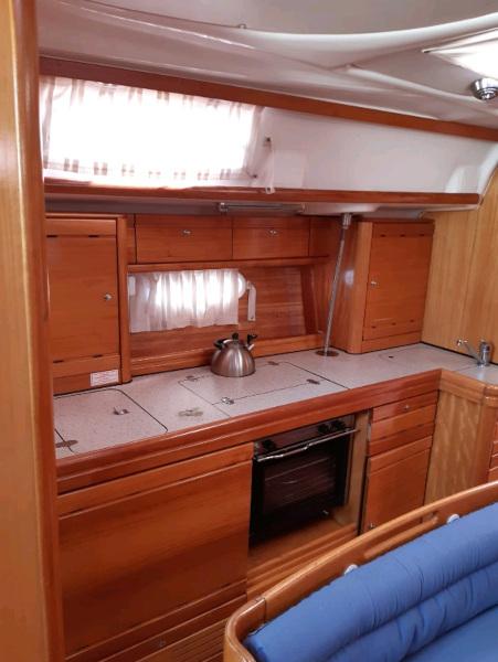 Book yachts online - sailboat - Bavaria 39 Cruiser - Martina  - rent