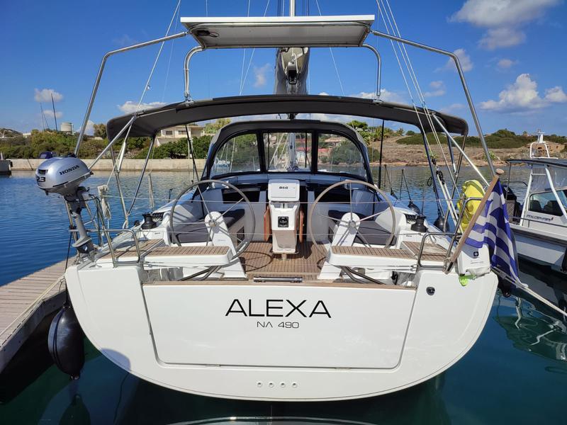 Book yachts online - sailboat - Hanse 418 - Alexa - rent