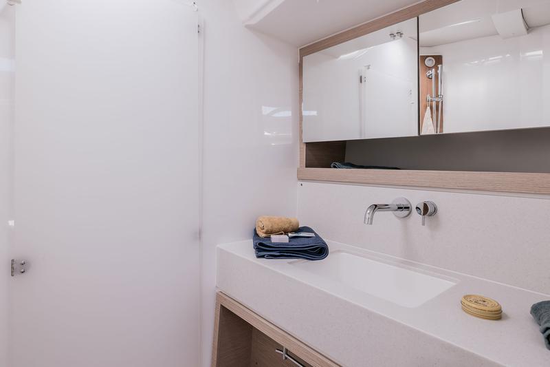 Book yachts online - sailboat - Dufour 470 - Egusa - rent