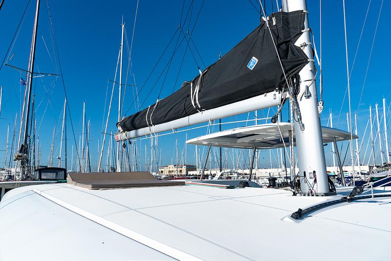 Book yachts online - catamaran - Fountaine Pajot Isla 40 - Isla (Wm+Solar Pan) - rent