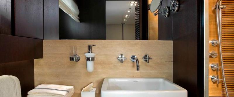 Book yachts online - motorboat - Canados 86 - Miraval - rent