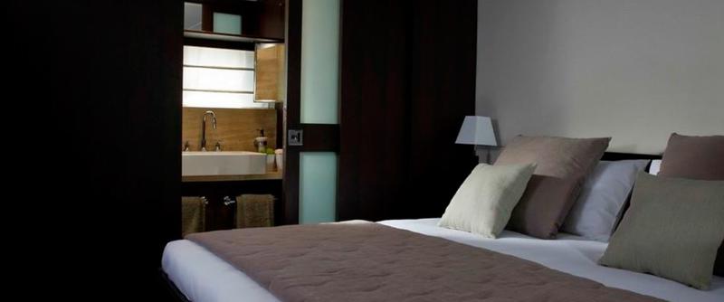 Book yachts online - motorboat - Canados 86 - Miraval - rent