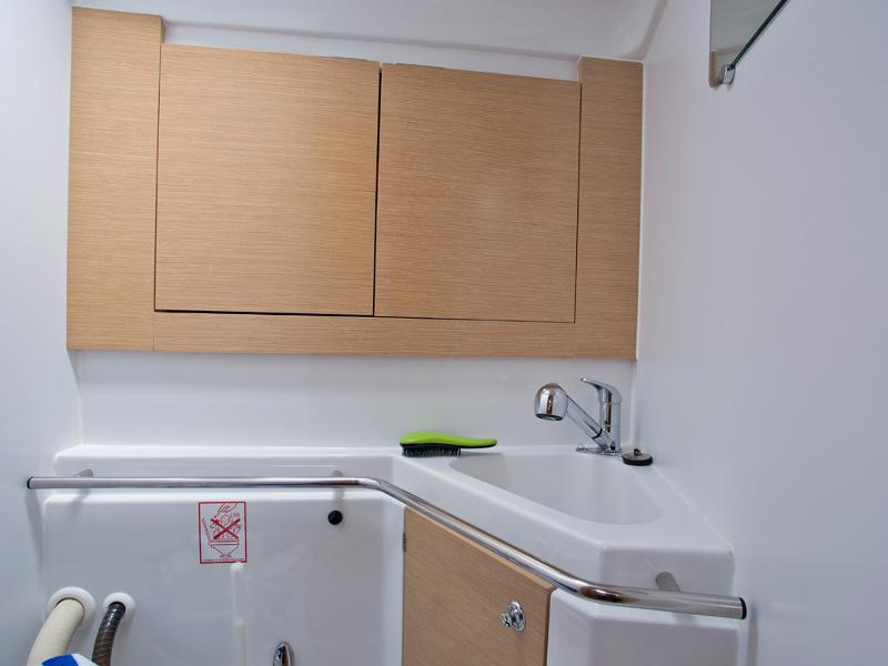 Book yachts online - sailboat - Elan 444 Impression - Andrija - rent