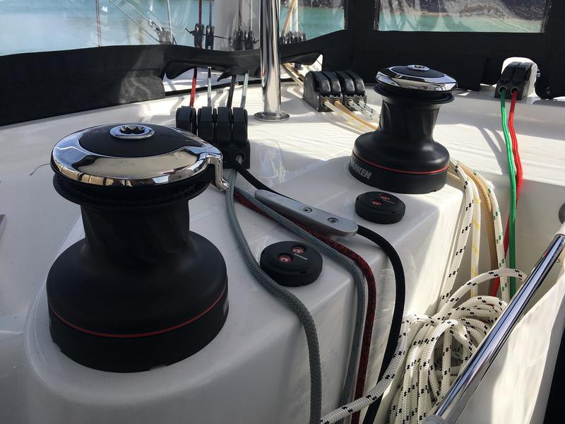 Book yachts online - catamaran - Lagoon 42 - Da Vinci - rent