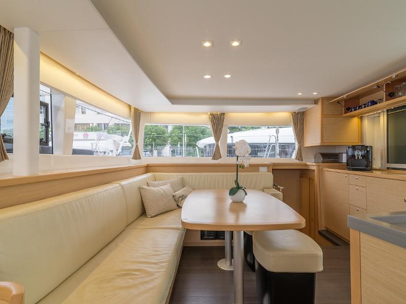 Book yachts online - catamaran - Lagoon 450 Sport - Michelangelo - rent