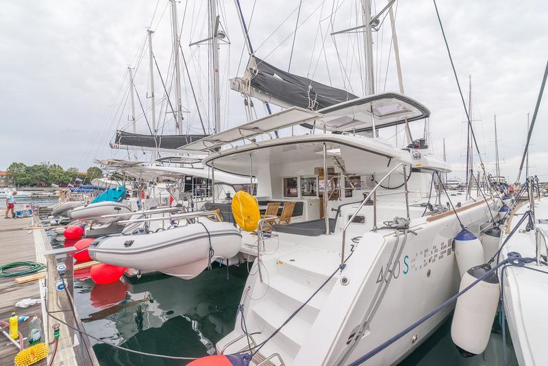 Book yachts online - catamaran - Lagoon 450 Sport - Michelangelo - rent