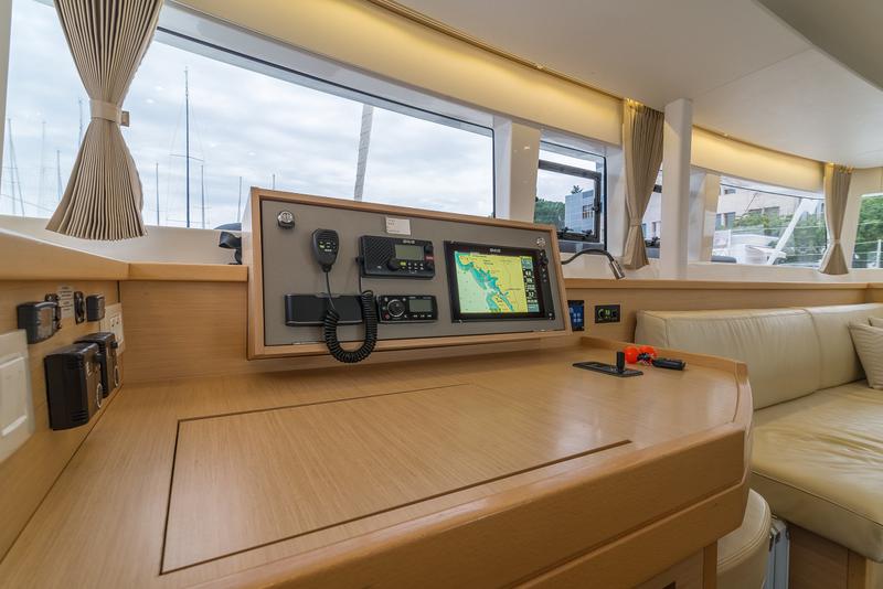 Book yachts online - catamaran - Lagoon 450 Sport - Michelangelo - rent