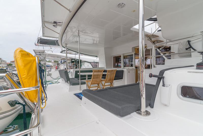 Book yachts online - catamaran - Lagoon 450 Sport - Michelangelo - rent