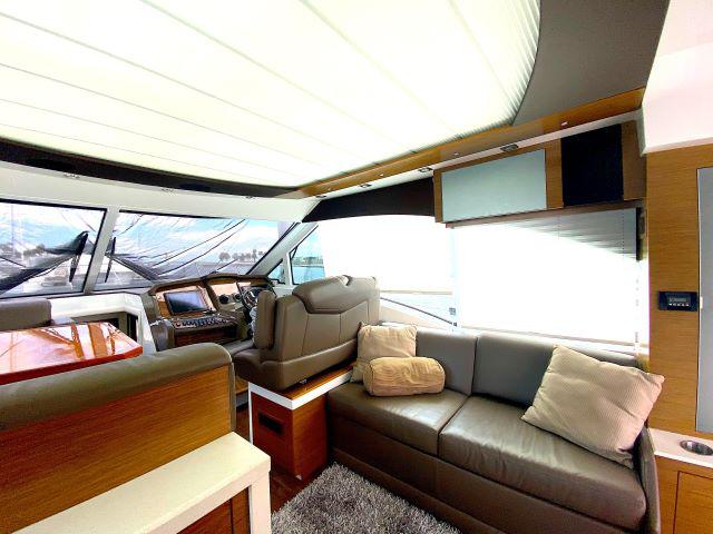 Book yachts online - motorboat - Cantius 45 - I'm Lovin' It - rent