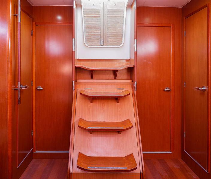 Book yachts online - sailboat - Oceanis 50 - Kookoo (A/C , Generator , Bow Thruster , Solar , Electric winches, Refit 2022) - rent