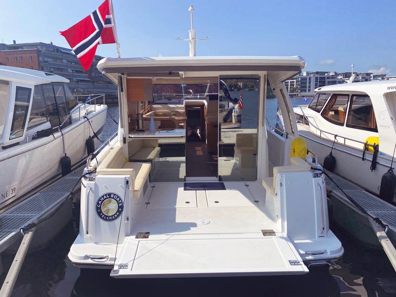 Book yachts online - motorboat - Greenline 39 - Skien - rent