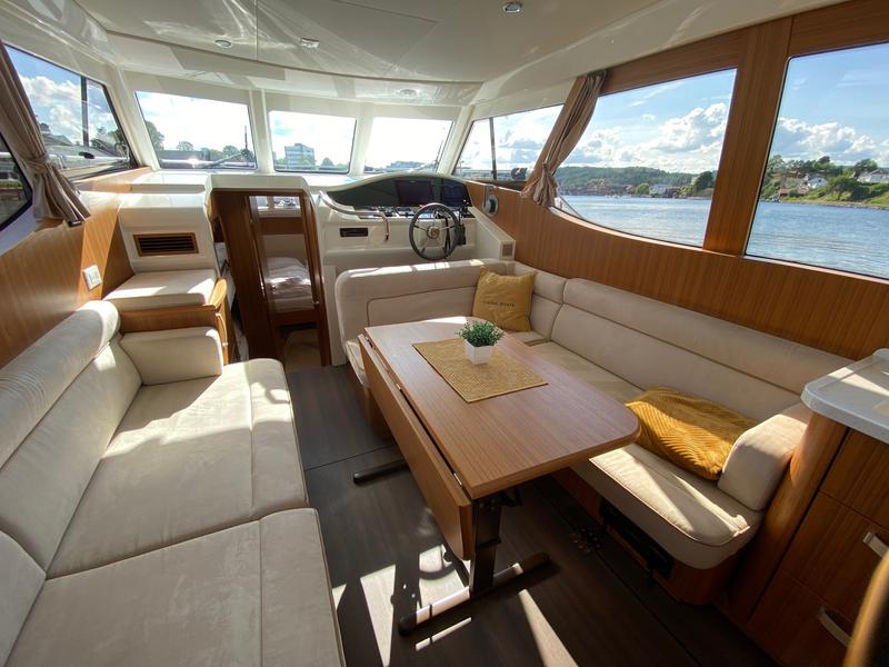 Book yachts online - motorboat - Greenline 33 - Kragerø - rent