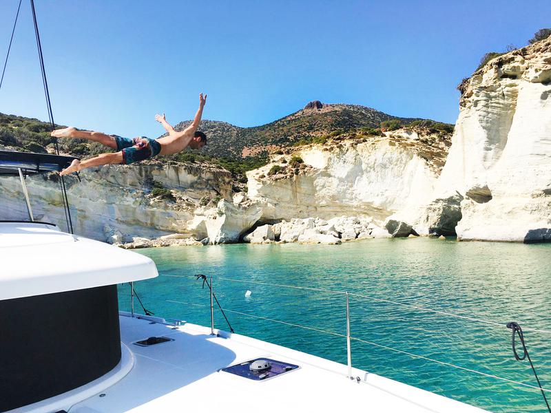 Book yachts online - catamaran - Lagoon 42 - Aktaia - rent