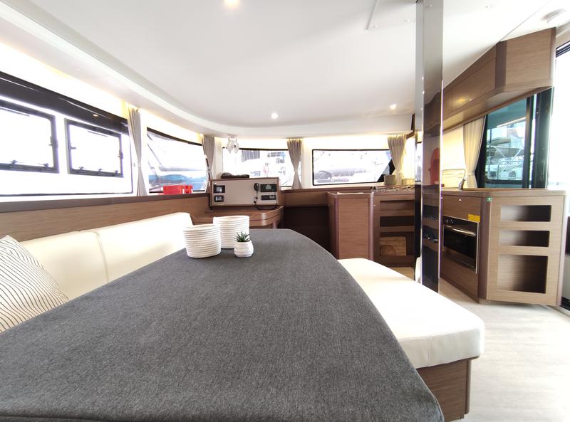 Book yachts online - catamaran - Lagoon 42 - Aktaia - rent