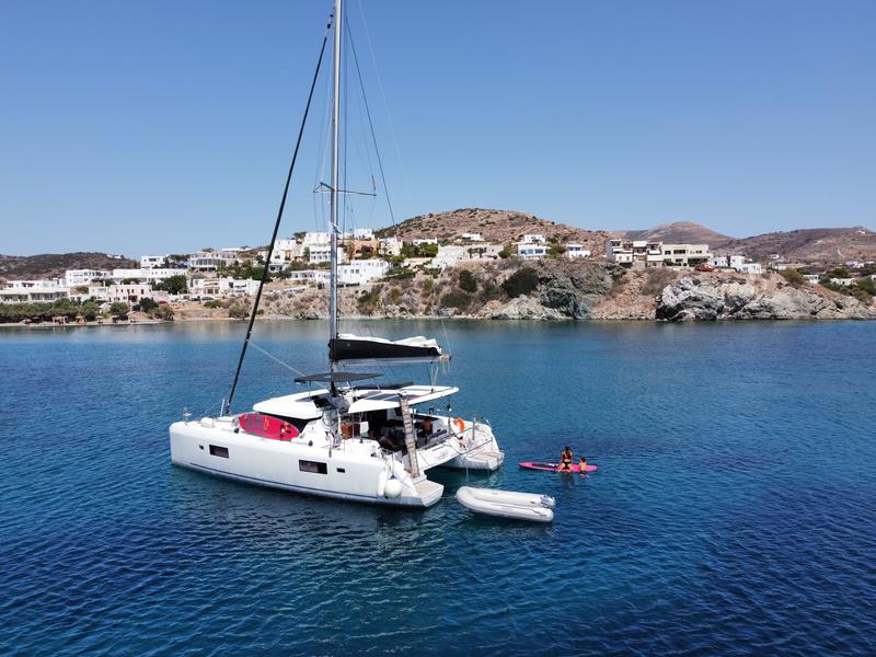 Book yachts online - catamaran - Lagoon 42 - Aktaia - rent